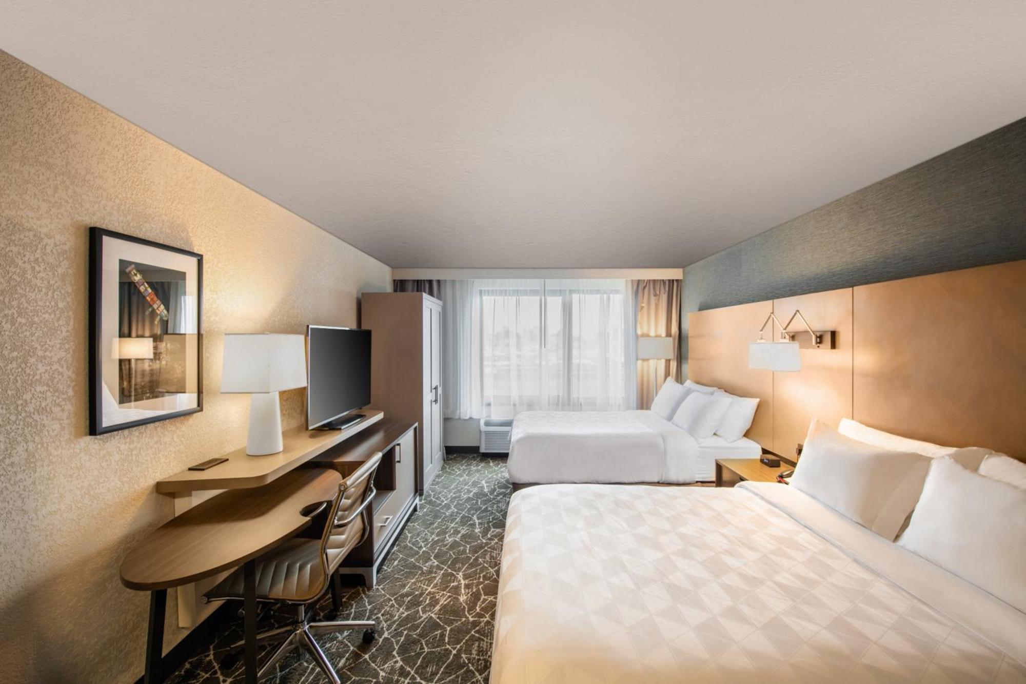 Holiday Inn Newark International Airport Εξωτερικό φωτογραφία