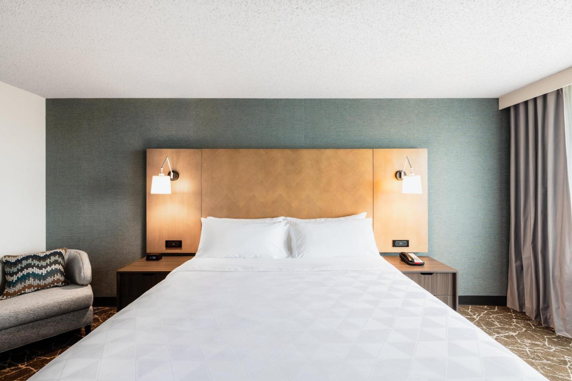 Holiday Inn Newark International Airport Εξωτερικό φωτογραφία