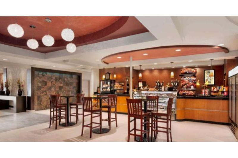 Holiday Inn Newark International Airport Εξωτερικό φωτογραφία